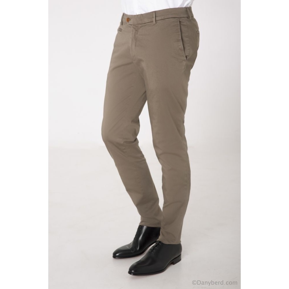 Chino Homme Couleur Taupe Danyberd 3